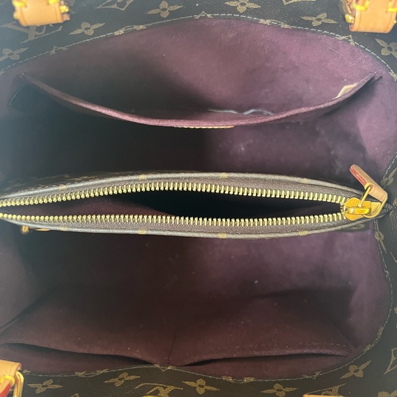 Authentic Louis Vuitton Montaigne MM MNG M41056 - Picture 6 of 10